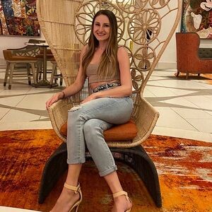 Meet your Posher, Natasha